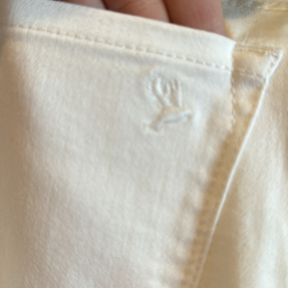 Nwot MARTH STEWART white pull on ankle jeans w/ankle zipper - Picture 3 of 4